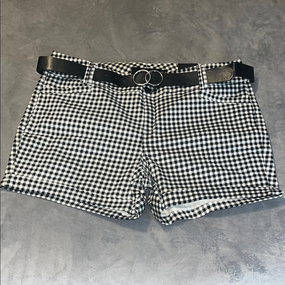 Torrid Black & White Gingham Shorts w/ Belt